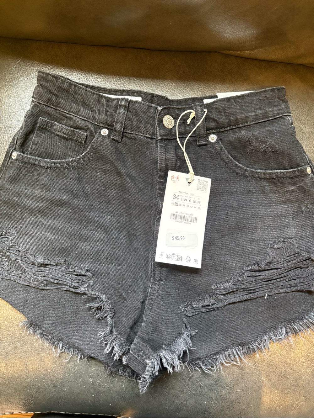 Zara NWT High-Rise Black Distressed Jean Shorts - Women